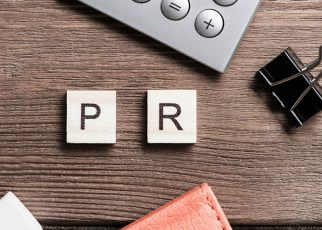 PR الکترونیکی را می توان با بررسی بازدید PR در گوگل آنالیتیک و اندازه گیری میزان ترافیک ارجاع از بازدیدهای روابط عمومی الکترونیکی حاصله، اندازه گیری کرد.