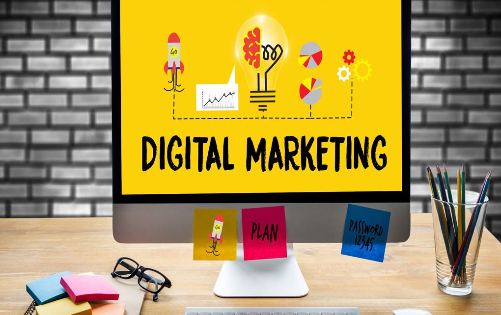 برخلاف بیشتر تلاش های بازاریابی آفلاین، Digital Marketing (بازاریابی دیجیتال) به بازاریاب ها اجازه می دهد نتایج دقیق را در زمان واقعی ببینند.