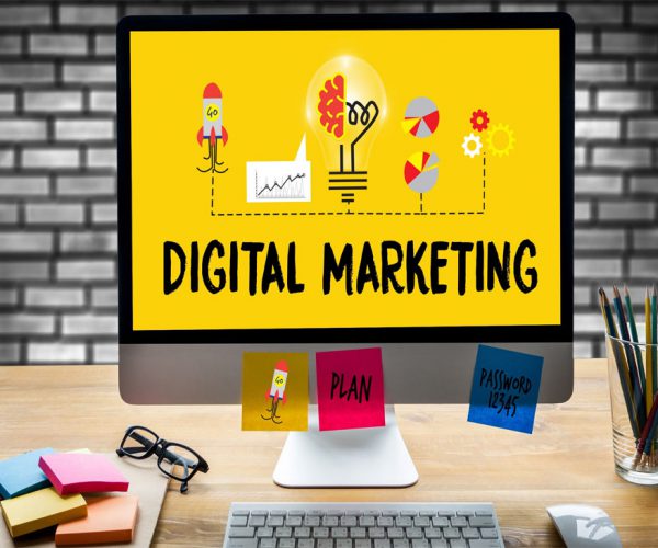 برخلاف بیشتر تلاش های بازاریابی آفلاین، Digital Marketing (بازاریابی دیجیتال) به بازاریاب ها اجازه می دهد نتایج دقیق را در زمان واقعی ببینند.