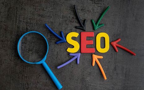 سئو SEO چیست ؟ SEO مخفف "Search Engine Optimization" و به معنی بهینه سازی موتور جستجو است. همچنین سئو یکی ار روش های دیجیتال مارکتینگ می با